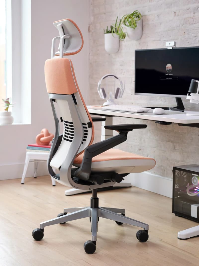 Chair for gaming online